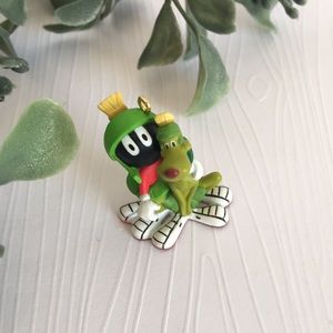 NIB VINTAGE 1998 Marvin The Martian Miniature Hallmark Keepsake Ornament